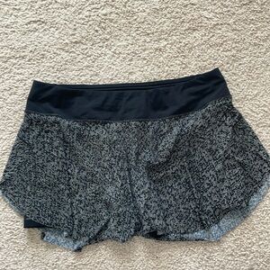 Lululemon skirt/tennis skirt/workout skirt